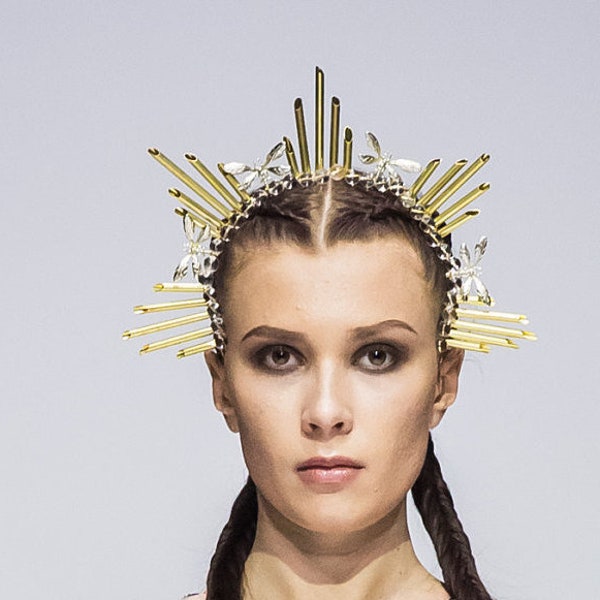 MET GALA halo, statement crown, heavenly crown, sunburst wreath, royal headpiece, burning man headwear, Secret Garden Party, high fashion