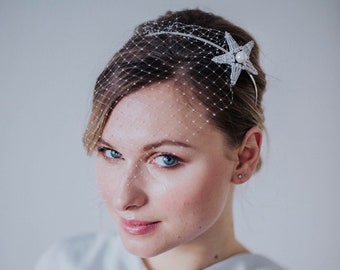 Minimalistic headpiece for a bride, bridal birdcage, headband with a sparkle ,wedding headpiece, bridal wreath, bridal simple accessory