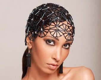 1920s Beaded Flapper Cap – Art Deco Gatsby Tassel Headpiece  display picture 2