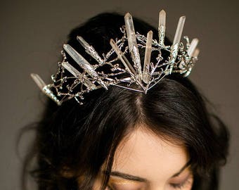 BRIENNE quartz crown, crystal crown for a whimsical bride, unusual tiara, statement headpiece, raw quartz crown, clear modern accessory