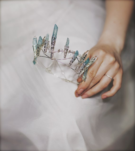 Unusual Crystal Quartz Turquoise Crown, Nature Inspired  display picture 2