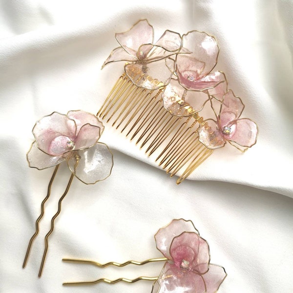 Couture glass imitating floral set, bridal accessory, soft pink comb, floral whimsical bridesmaids accessory,flower girl small comb and pins