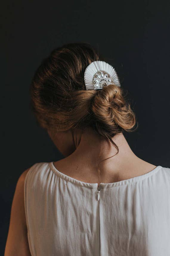 VINTAGE HAIR COMB  20\'s headpiece Antique 1920s Art Deco Bridal Hair Comb, Rhinestone Vintage  main image 2