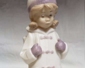 Golden Memories España figura chica con mochila excelente estado