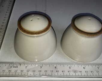 Stoneware salt and pepper shakers excellent condition