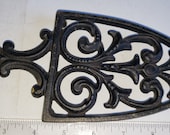 Black Cast iron trivet Griswold excellent condition
