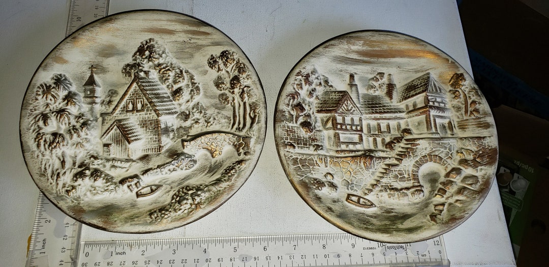 Ceramic Wall Decor Plates Village Scene Vintage Excellent Condition Etsy