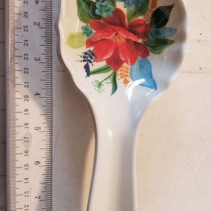 The Pioneer Woman Vintage Floral Paper Towel Holder with Rose Shadow Spoon Rest