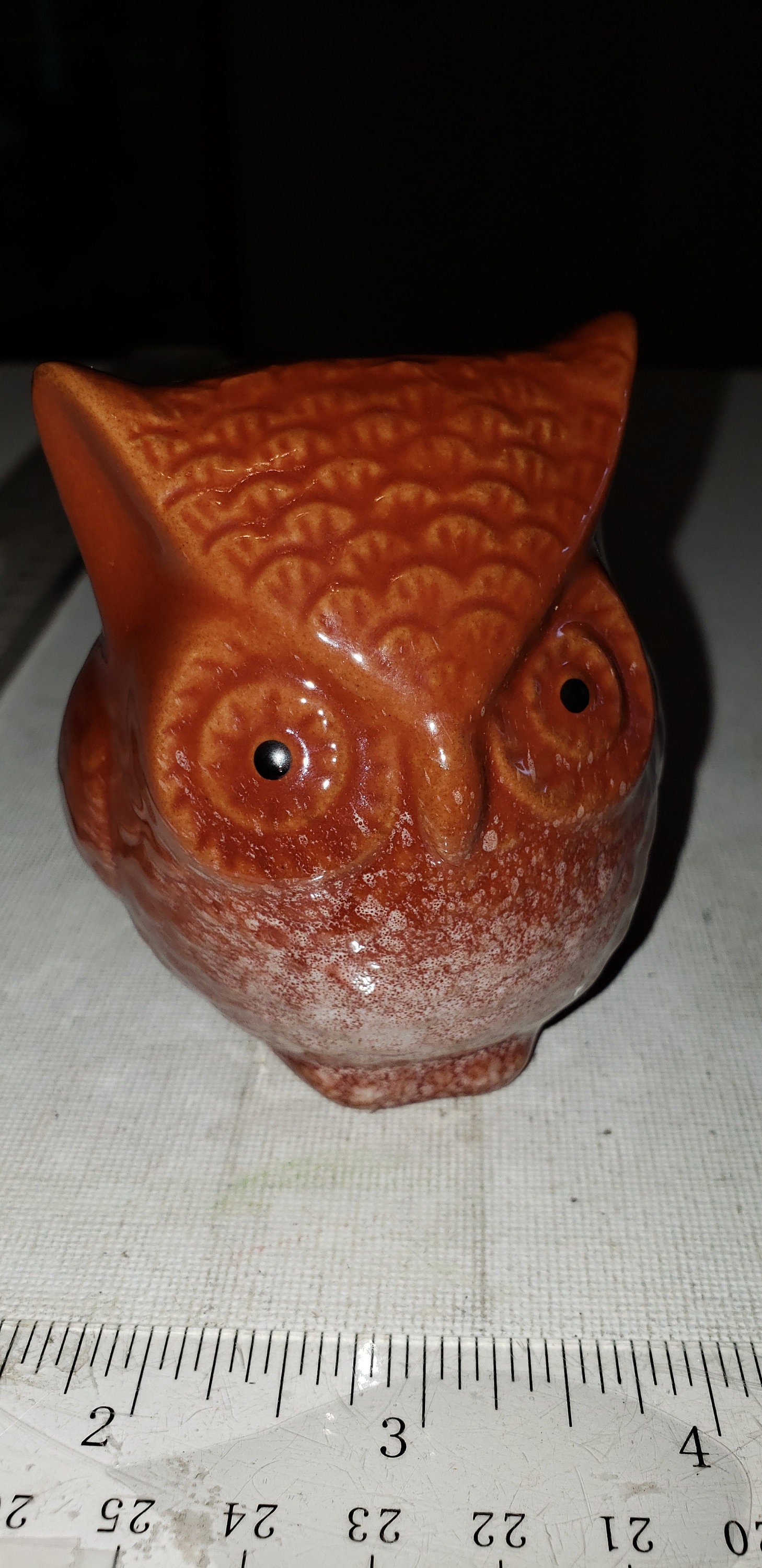 Small ceramic owl figurine excellent condition