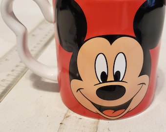 Disney Mickey Mouse coffee mug excellent condition