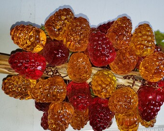 Bunch of berries on driftwood acrylic berries yellow red excellent condition