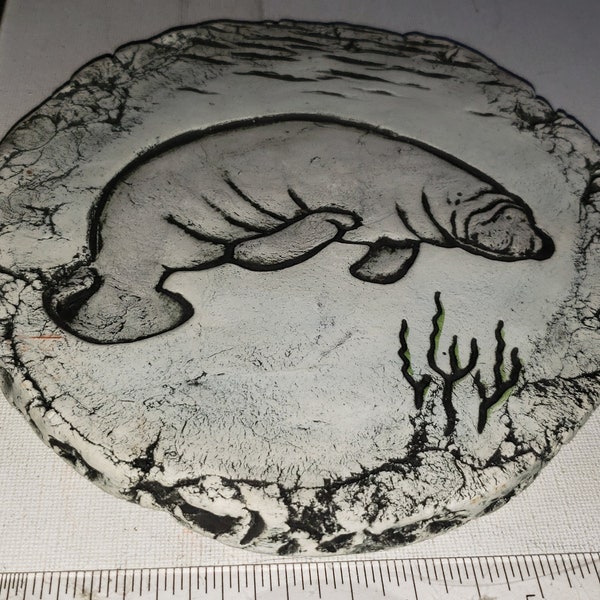 Mt. St Helen's ash Manatee plaque Shapes of Clay excellent condition