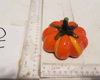 Art glass glass pumpkin excellent condition