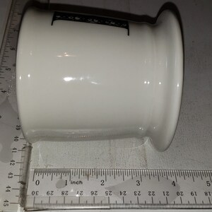 Anthropologie coffee mug Letter K excellent condition image 2