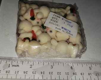 Vintage new in package flocked bunnies 1 dozen Taiwan excellent condition