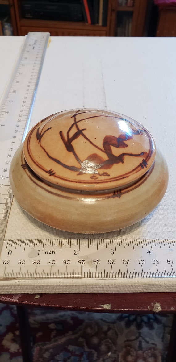 Ceramic lidded hand made trinket dish excellent co