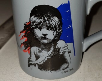 Les Miserables coffee mug England excellent condition