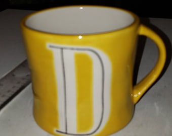 Anthropologie yellow letter D coffee mug excellent condition
