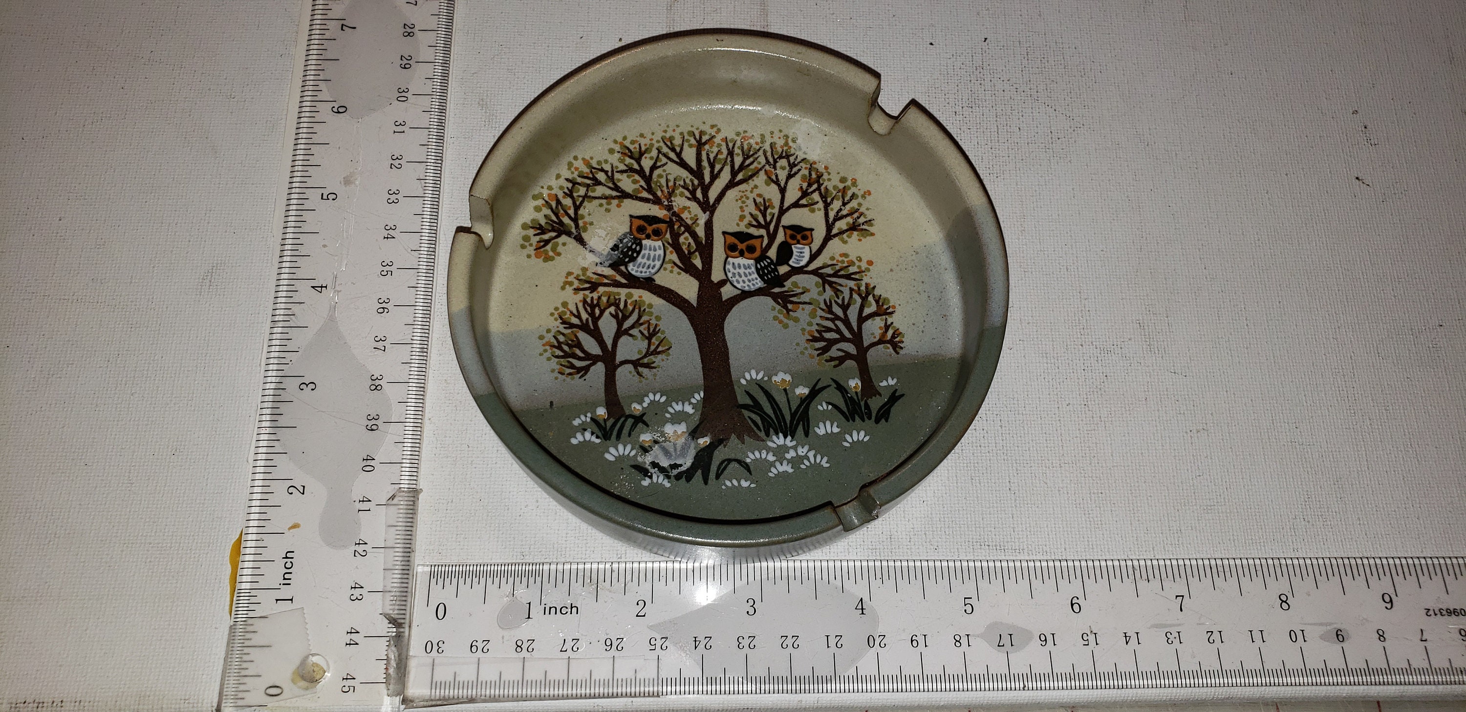 Vintage pottery ashtray owls in tree excellent condition