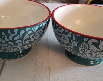 Set of 2 large footed Pioneer Woman blue bowls ceramic excellent condition