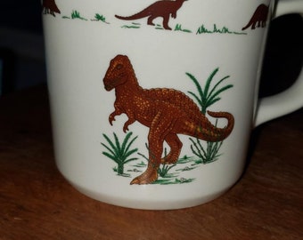 Ceramic childs demitasse mug dinosaur England excellent condition