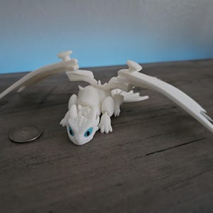 3D Printed Articulated Light Fury Dragon | Flexible PLA Figurine | How to train your dragon