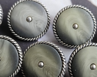 20.3mm Antique Silver/Green/Grey Polyester Horn  Buttons   13/16" Random mix (32 Ligne)