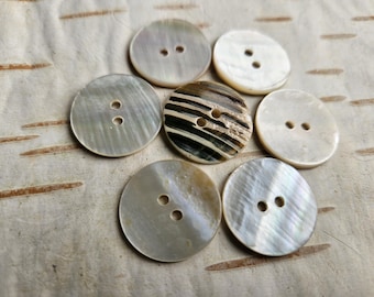 20.3mm Real Pearl, Segay shell buttons Natural (Skin On) RARE  13/16" Organic product (32 Ligne)