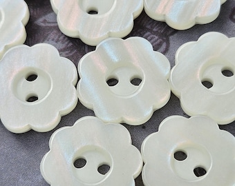 12.5mm Flower Buttons  1/2" Cream pearl look 8 petal flower