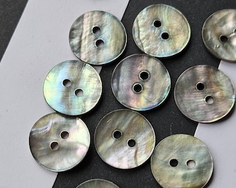 15mm Agoya Smoke Buttons  19/32" Grey Akoya