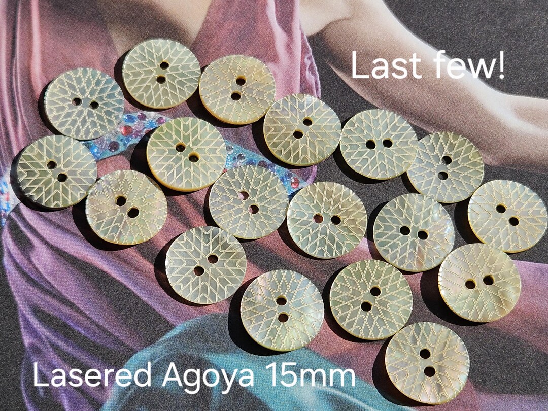 15mm Laser Agoya Buttons 19/32