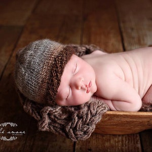 Lorcan Newborn Hat Knitting PATTERN in Preemie to Adult, Baby Hats, Children, Knit in the Round, Worsted Aran Weight, Simple Knit Gifts