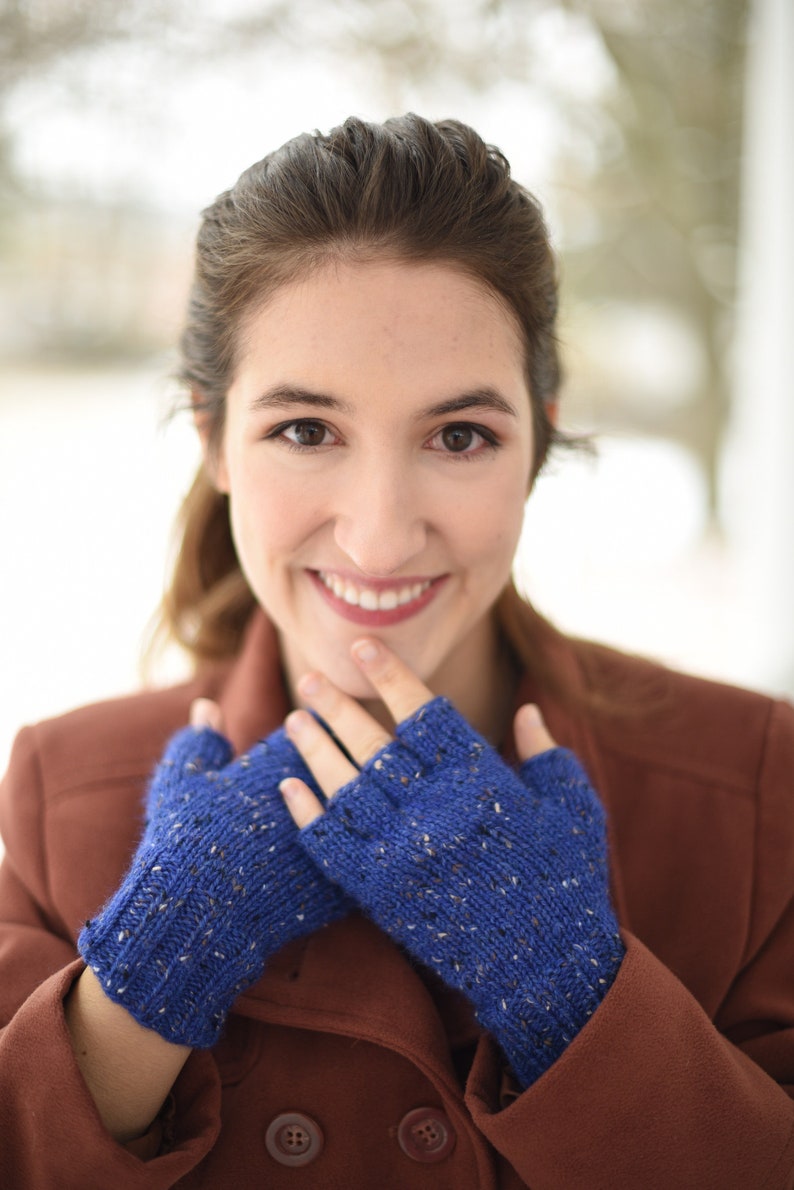 The Perfect Pair Fingerless Gloves Knitting PATTERN, Half-Finger Gloves, One-Skein Gift, Knit image 1