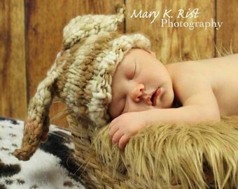 Puppy Hat PATTERN, in Soft, Handspun, Super Bulky Yarn, for Spring Photo Prop,