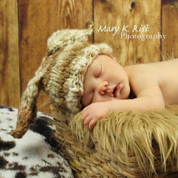 Puppy Hat PATTERN, in Soft, Handspun, Super Bulky Yarn, for Spring Photo Prop,