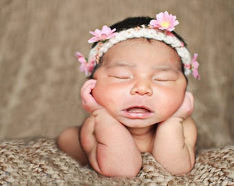 Daisy Headband PATTERN, Bulky Art Yarn, Uses Just 7 Yards, For Photography Prop