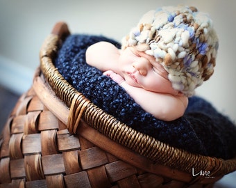 Nolan Newborn Hat PATTERN, for Photo Prop, Handspun Hat, 4-5 WPI, Thick and Thin Baby Hat, Bulky Yarn, Boys, Sell What You Make