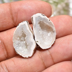 Silberweiße Druzy-Achat-Geodenscheiben (Paar), funkelnde lose Kristalle für DIY-Ohrring-Sets