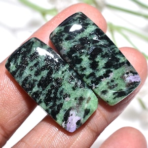 Par de cabujones de rubí zoisita natural, gemas rectangulares lisas pulidas, piedras a juego de parte posterior plana para joyería.