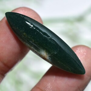 Glossy Finish Green Jade Oval Gemstone, Polished Smooth Flat Back Loose Stone, Natural Green Crystal Cabochon For Pendant/Ring Making 3. 9x32x2mm,/14ct