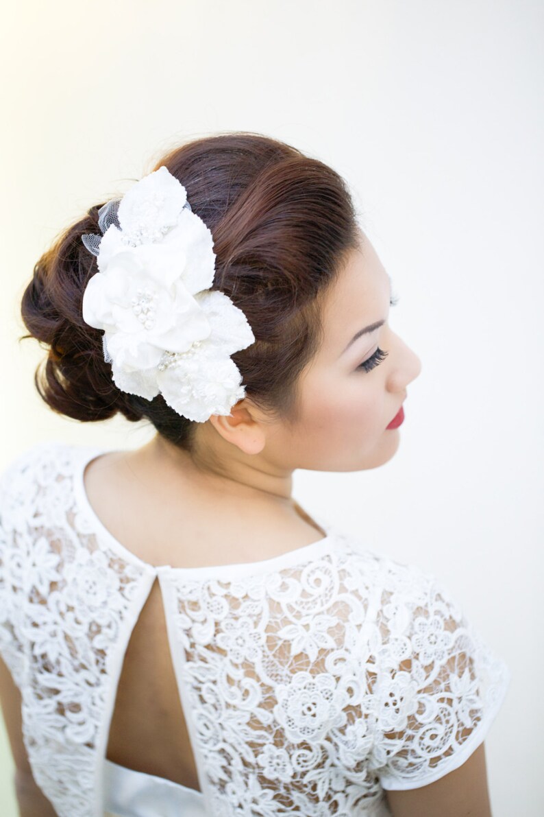 Floral vintage style headpiece Octavia design, handmade flower jewelled headpiece with or without birdcage veil image 4