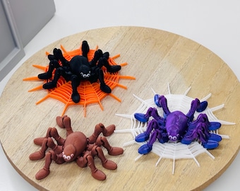 3D Printed Articulating Spider with Spiderweb