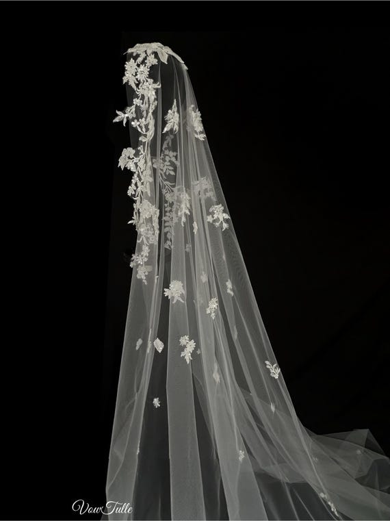 Handmade Custom Cathedral Bridal Veil – Romantic Ivory  display picture 1