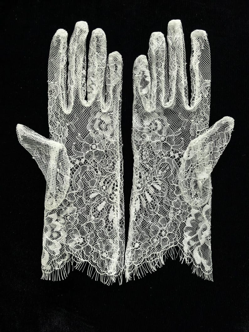 Light Ivory Eyelash Lace Bridal Gloves – Short Wedding Gloves,for banquets and formal occasions image 6