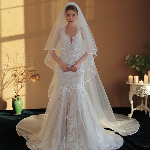 Two-tier Cathedral Wedding Veil With Blusher – Elegant Ivory  display picture 2