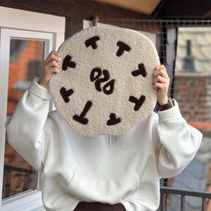 Handgetufteter Zauberkreis Teppich inspiriert von Witch Hat Atelier | Handgemacht in Deutschland | Anime Teppich Unikat