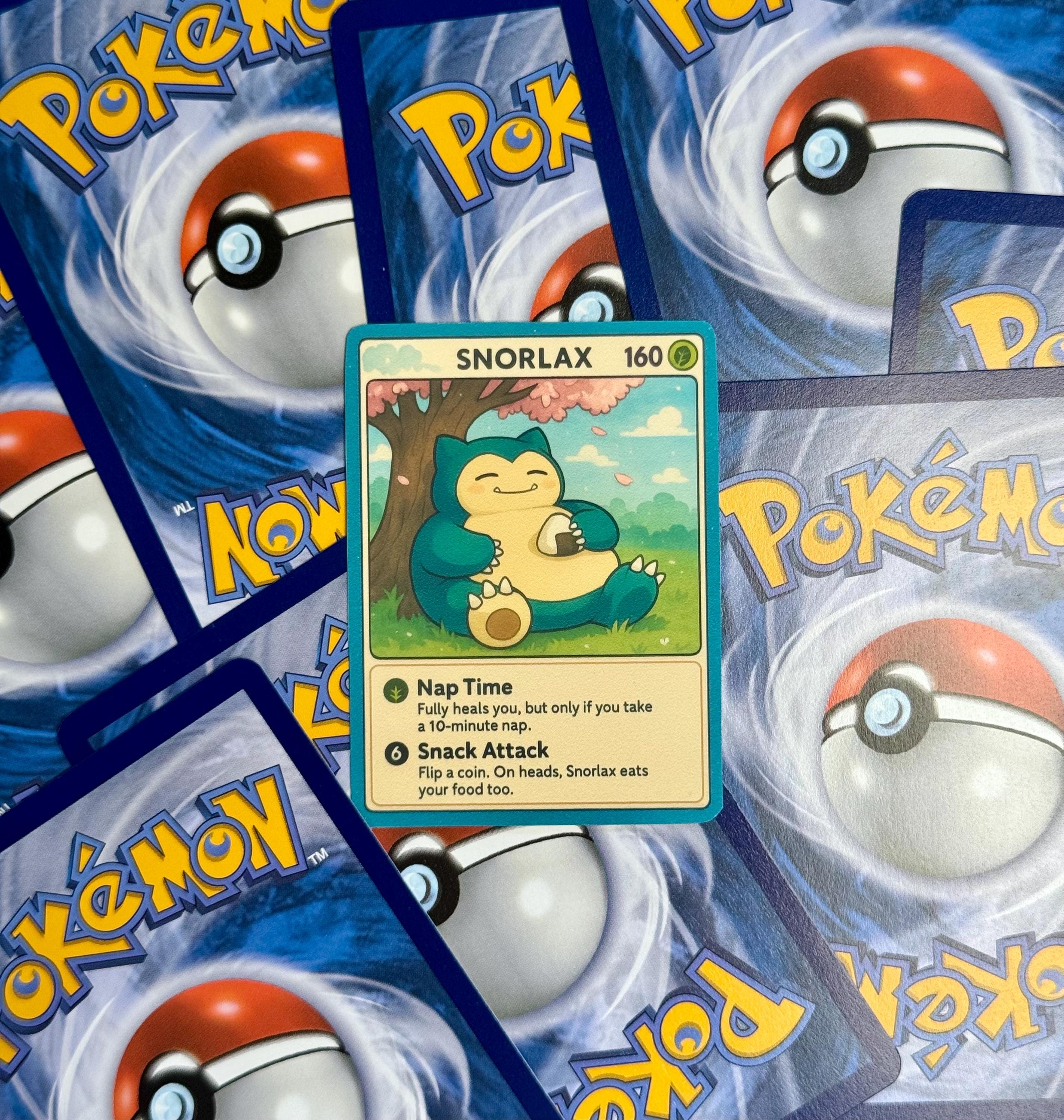 ポケモンをモチーフにしたカビゴンTCGステッカー – マット＆防水