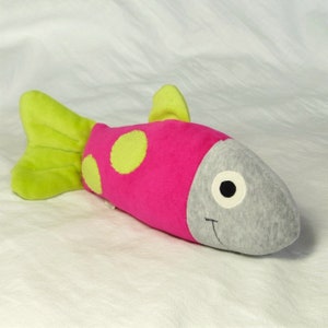 Fisch Stofftier, Personalisierte Fisch Stofftier, Handgemachter Plüsch Fisch, Fischer Kleinkind Geschenk, Baby Fisch Kuscheltier, Fisch Thema Geschenk