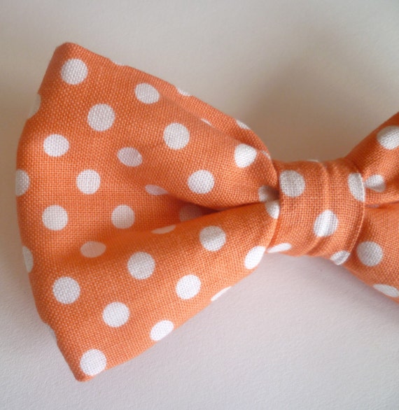 Items similar to Men's Coral Polka Dot Bow tie clip on on Etsy