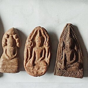 5 x Set Rustic Thai Buddhist Clay Amulets Lucky Charms Blessed Buddha Medallions Thai Amulet